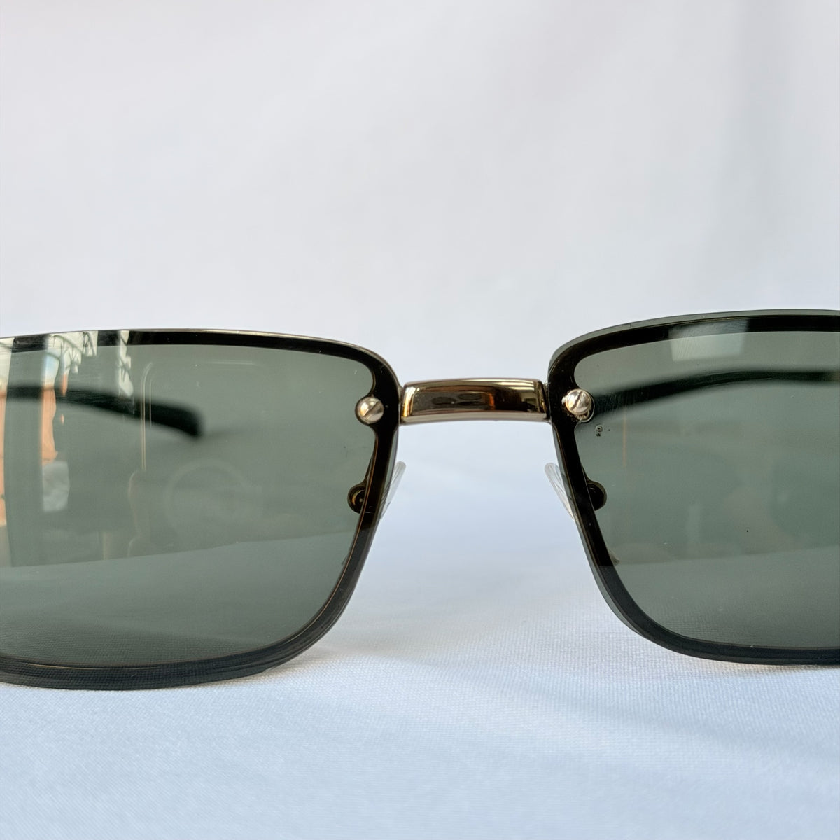 Vintage Y2K Gucci GG 1691/S Polarised UV400 Rectangular Green/Gold Sunglasses With Case