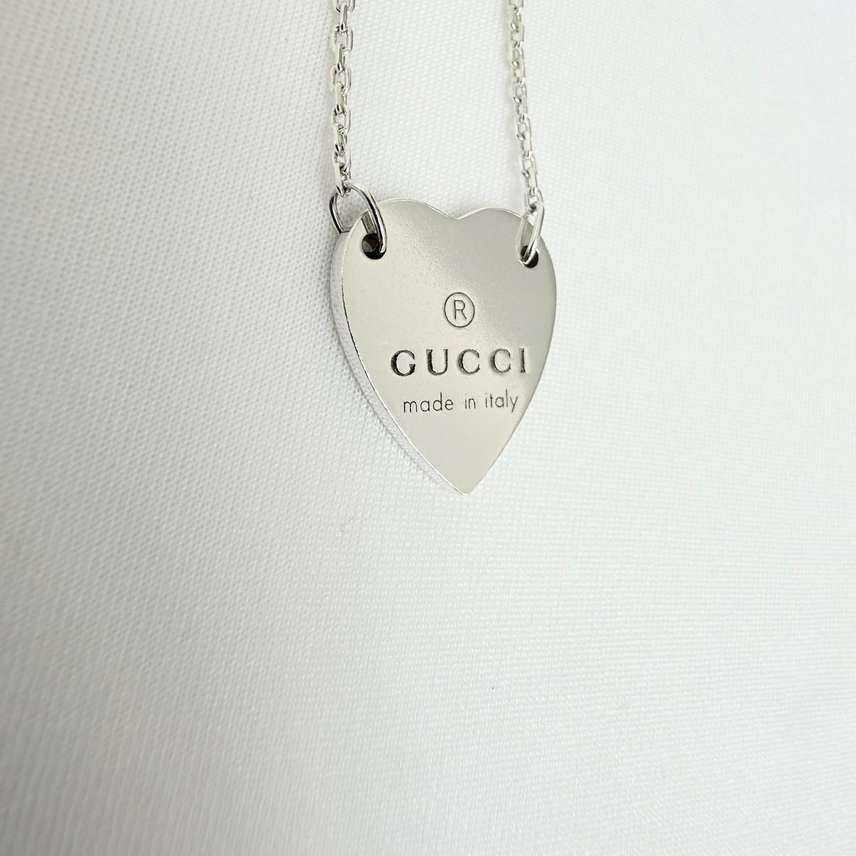 Gucci Heart Trademark Pendant Sterling Silver 925 Women’s Necklace 48cm With Packaging