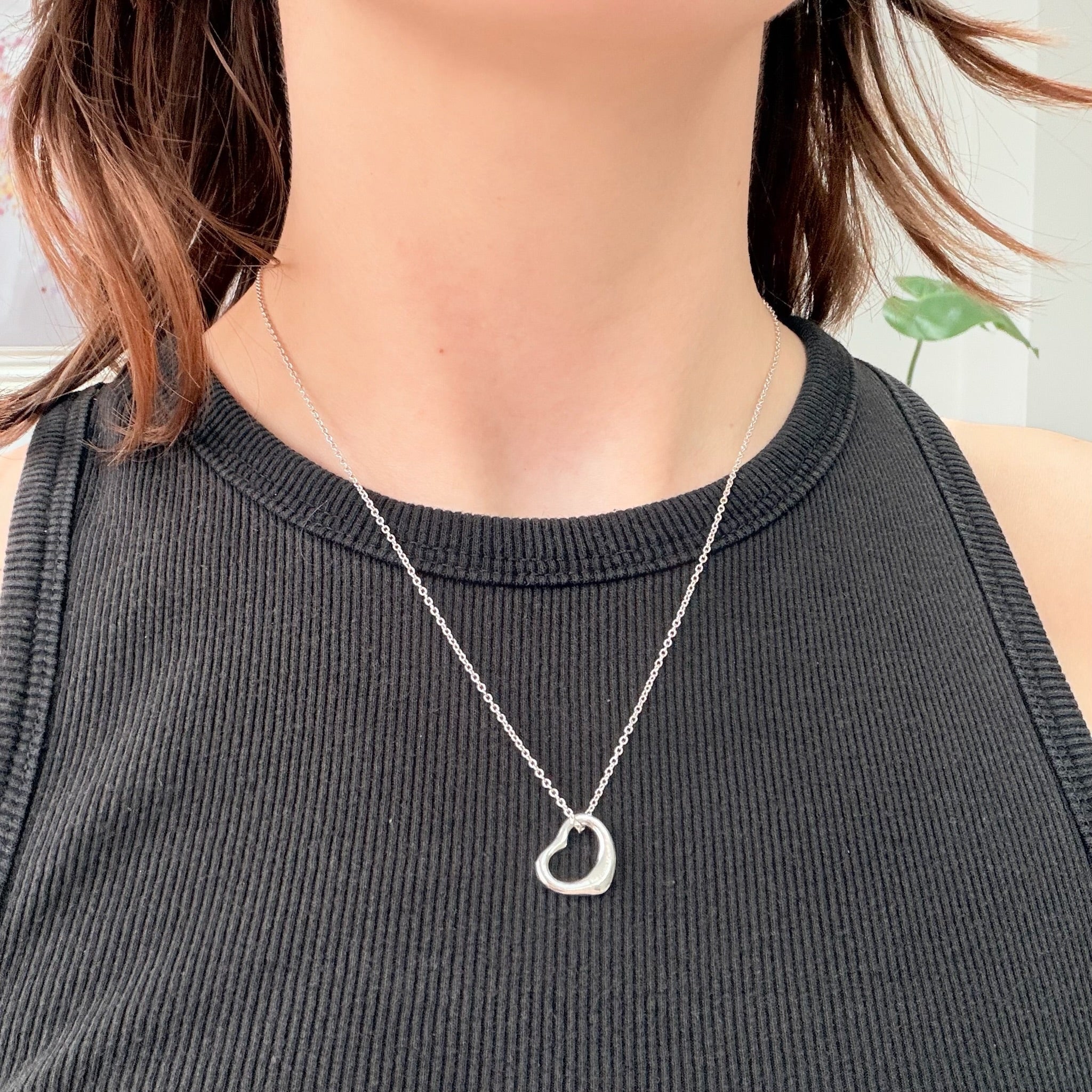 Tiffany & Co. Elsa Peretti Spain Sterling Silver 925 Small Open Heart Pendant Necklace 18 Inches
