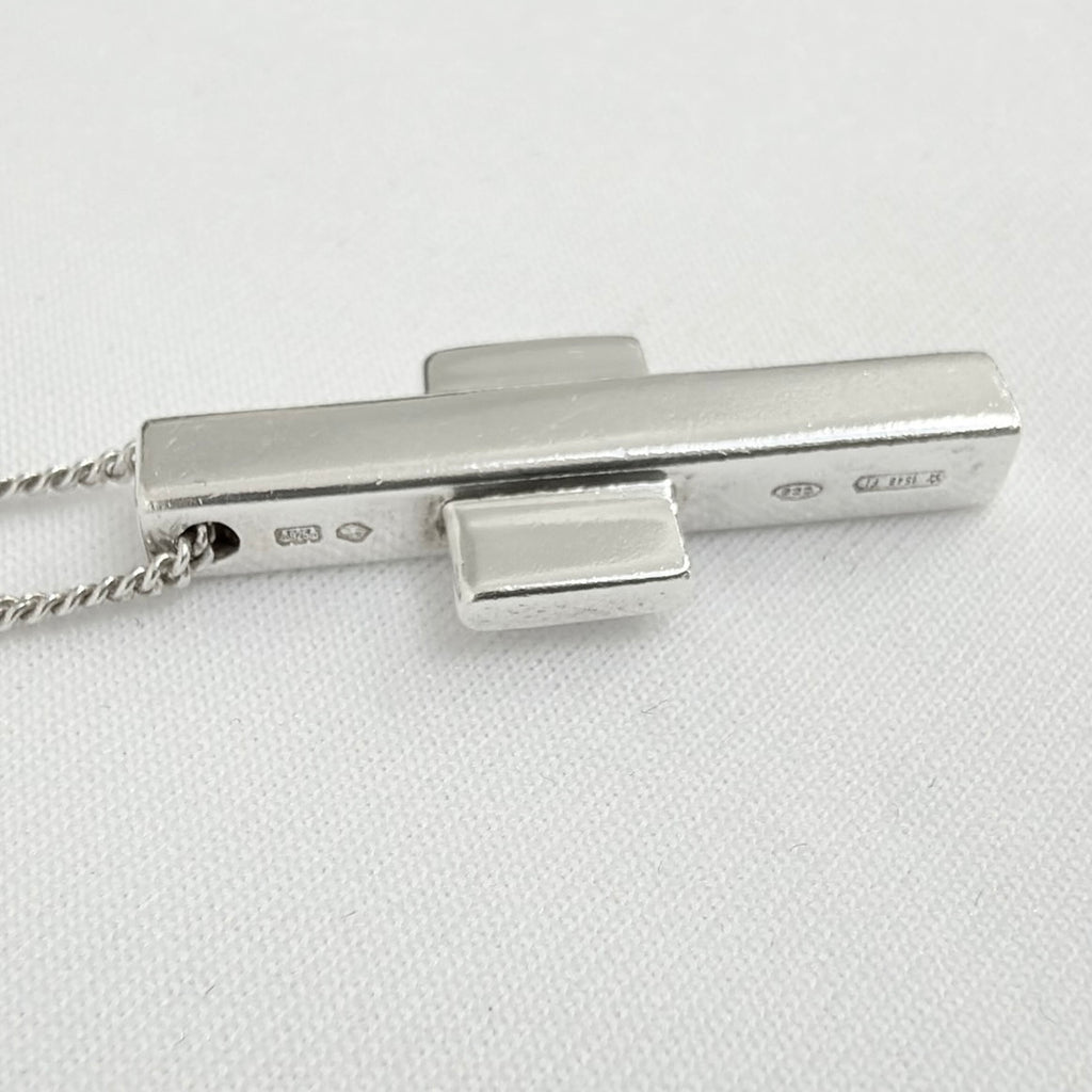 Gucci Vintage Unisex Asymmetric Cross Abstract Pendant Sterling Silver 925 Necklace 18 Inches With Packaging