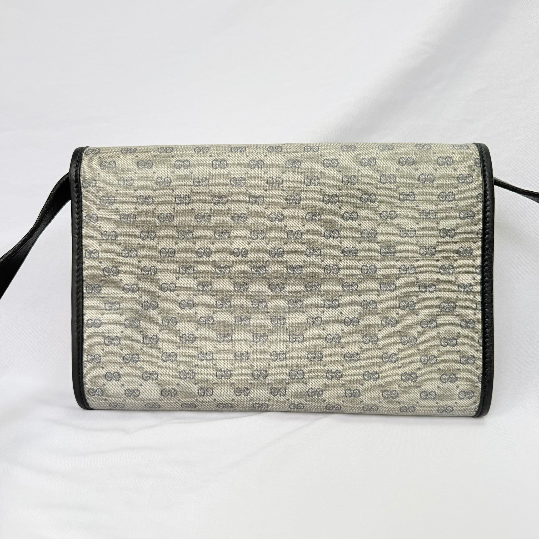 Gucci Authentic Vintage Navy Beige Gold Leather Micro GG Supreme Women’s Crossbody Bag