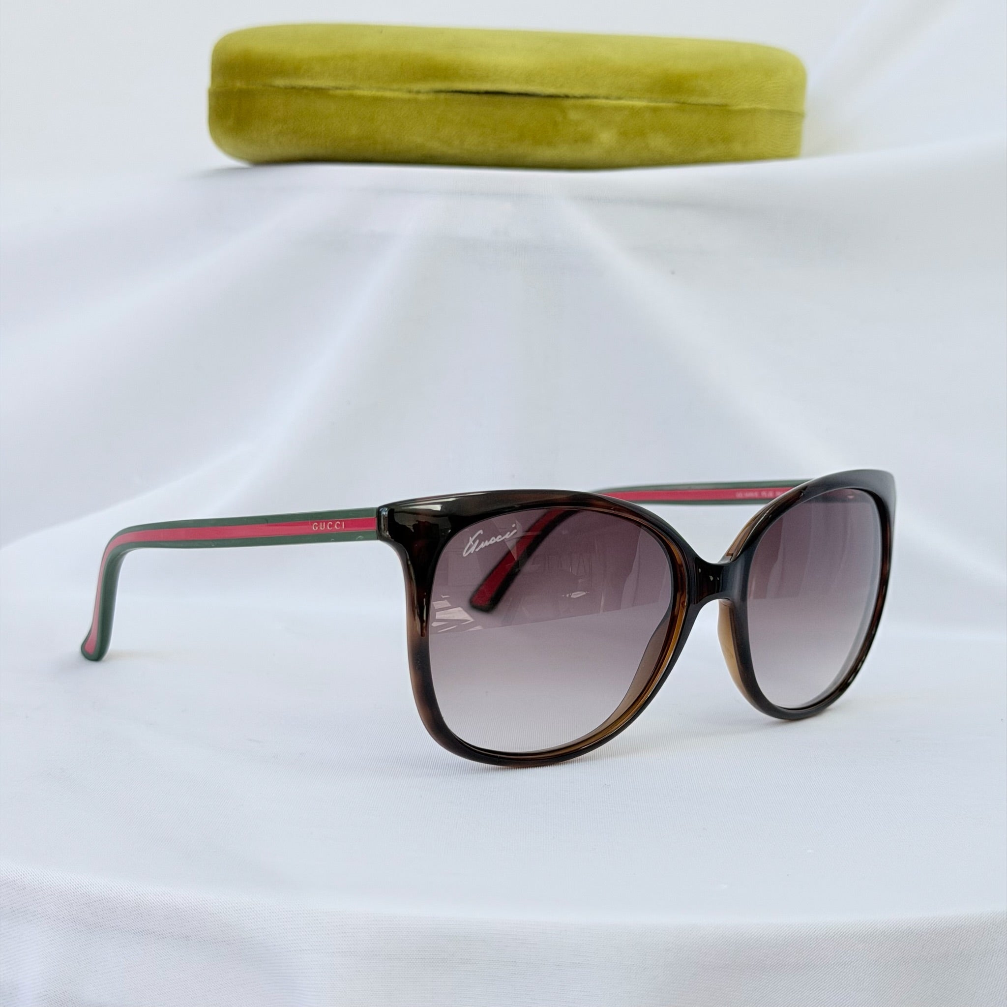 Gucci Cat Eye Black Green Red GG 3649/S 56mm Women’s sunglasses