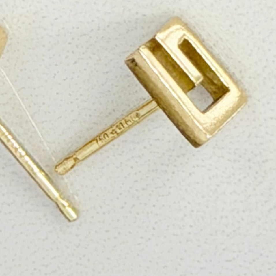 Authentic Rare Gucci 18K Yellow Gold 750 Square G Stud Women’s Earrings