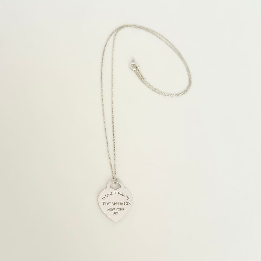 Tiffany & Co. Return to Tiffany Medium Heart Women's Necklace 925 Sterling Silver 18 inches