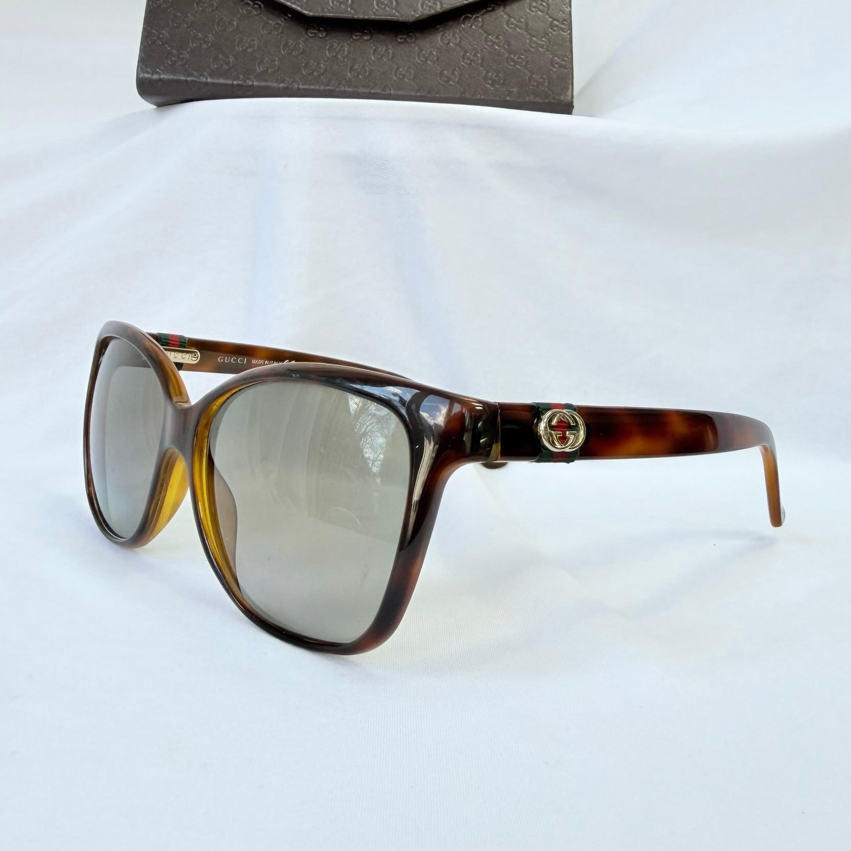 Authentic Gucci Cat Eye Tortoiseshell Brown Polarised GG Fabric Sunglasses