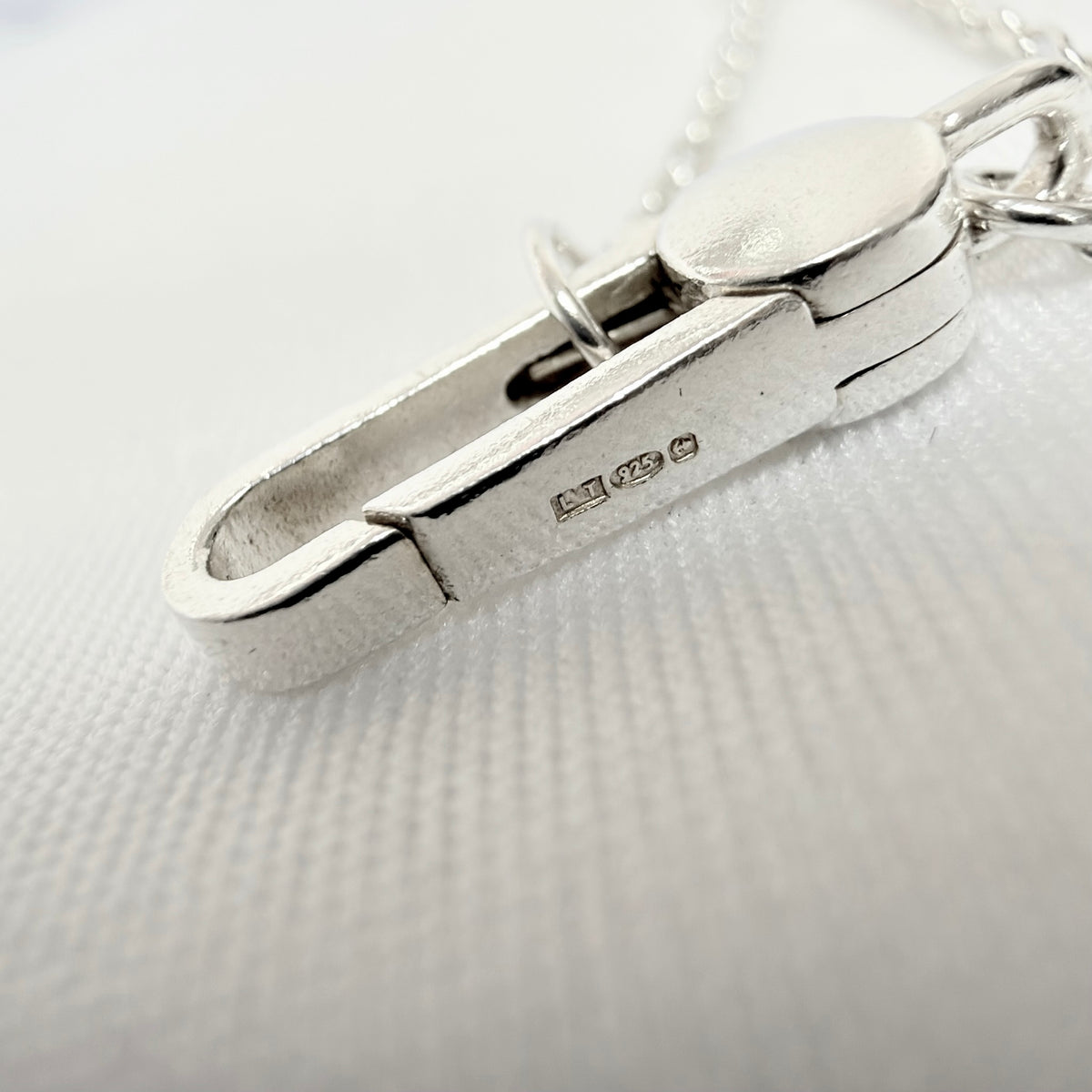Authentic Gucci Heart Trademark Pendant Sterling Silver 925 Women’s Necklace 48cm