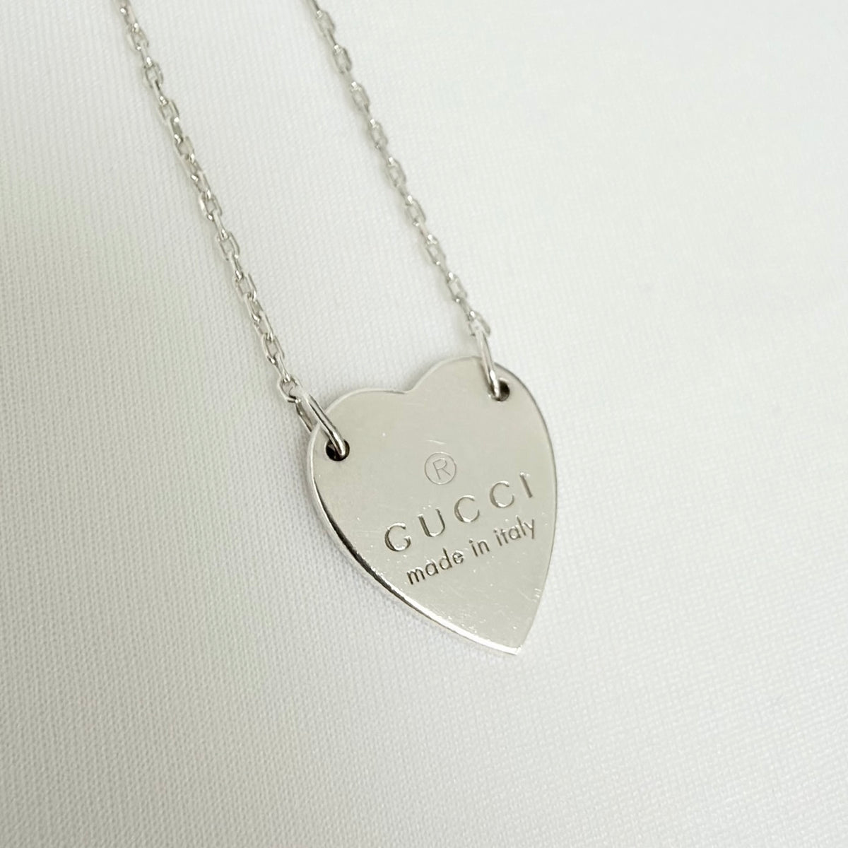 Gucci Heart Trademark Pendant Sterling Silver 925 Women’s Necklace 48cm With Packaging