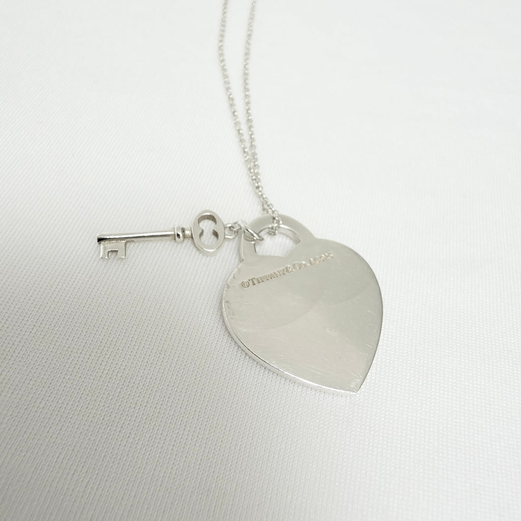 Tiffany&Co. Return to Tiffany Medium Heart Key Lock Women's Necklace Silver 925 Sterling 16 inches With Packaging