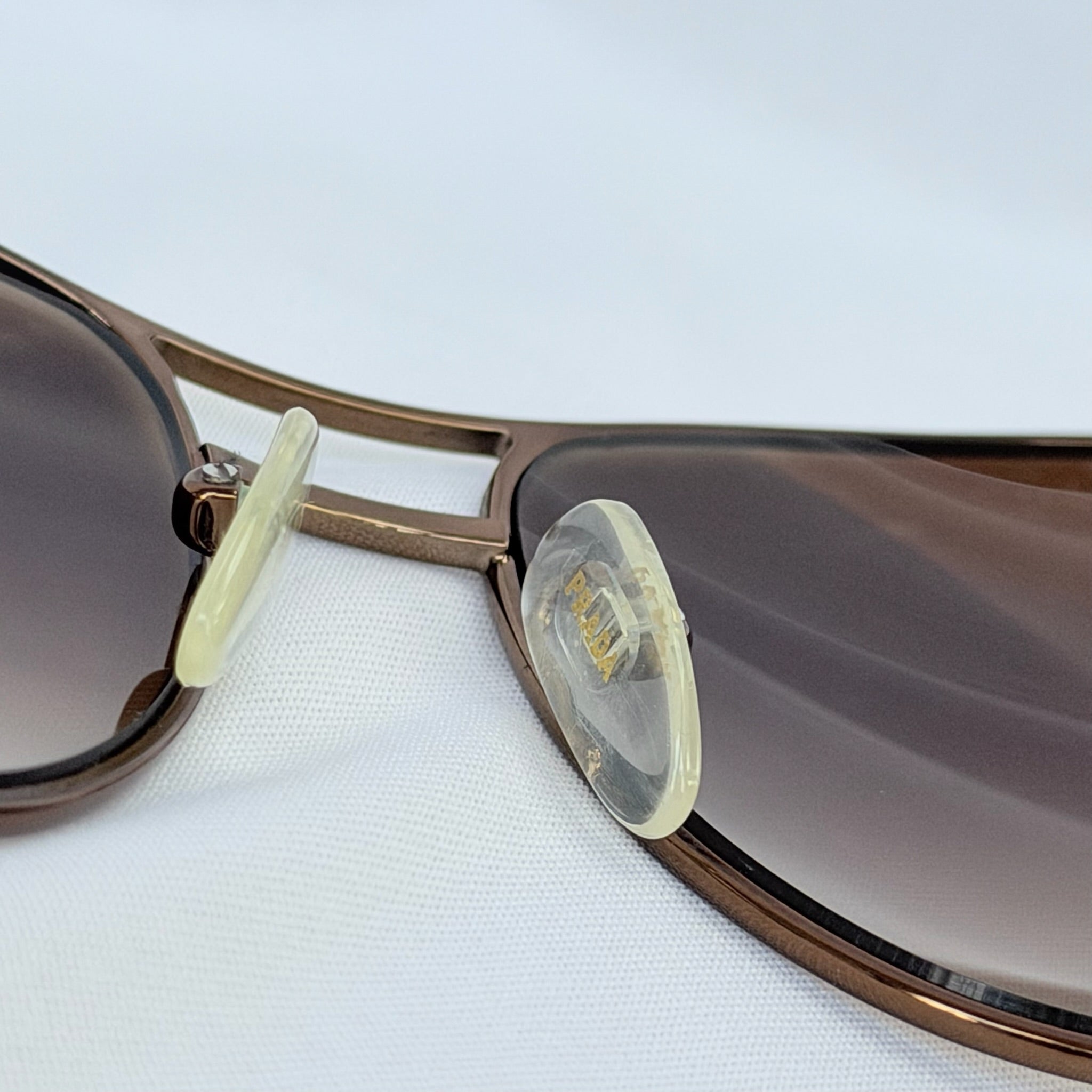 Prada Pilot Bronze Gold Brown tortoiseshell Women’s Designer Sunglasses With Case