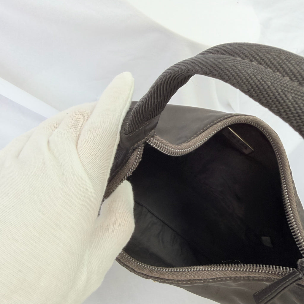 Prada Vintage Tessuto Black Nylon Re-edition 2000 Mini Hobo Zip Handbag