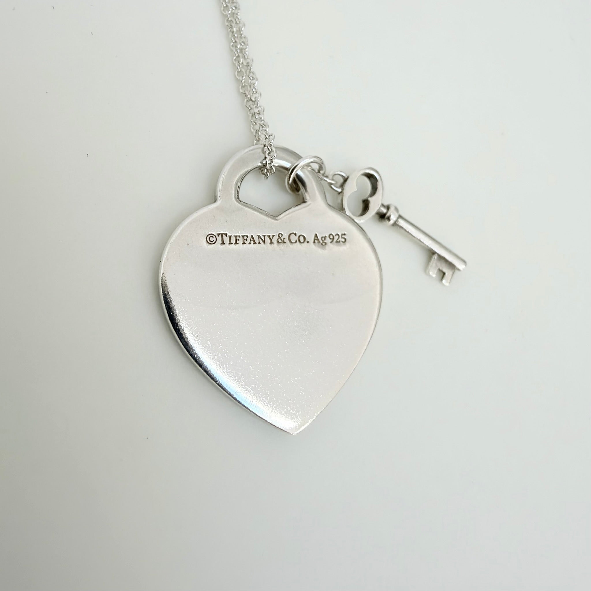 Tiffany&Co. Return to Tiffany  Medium Heart Key Lock Women's Necklace Silver 925 Sterling 19 inches With Packaging