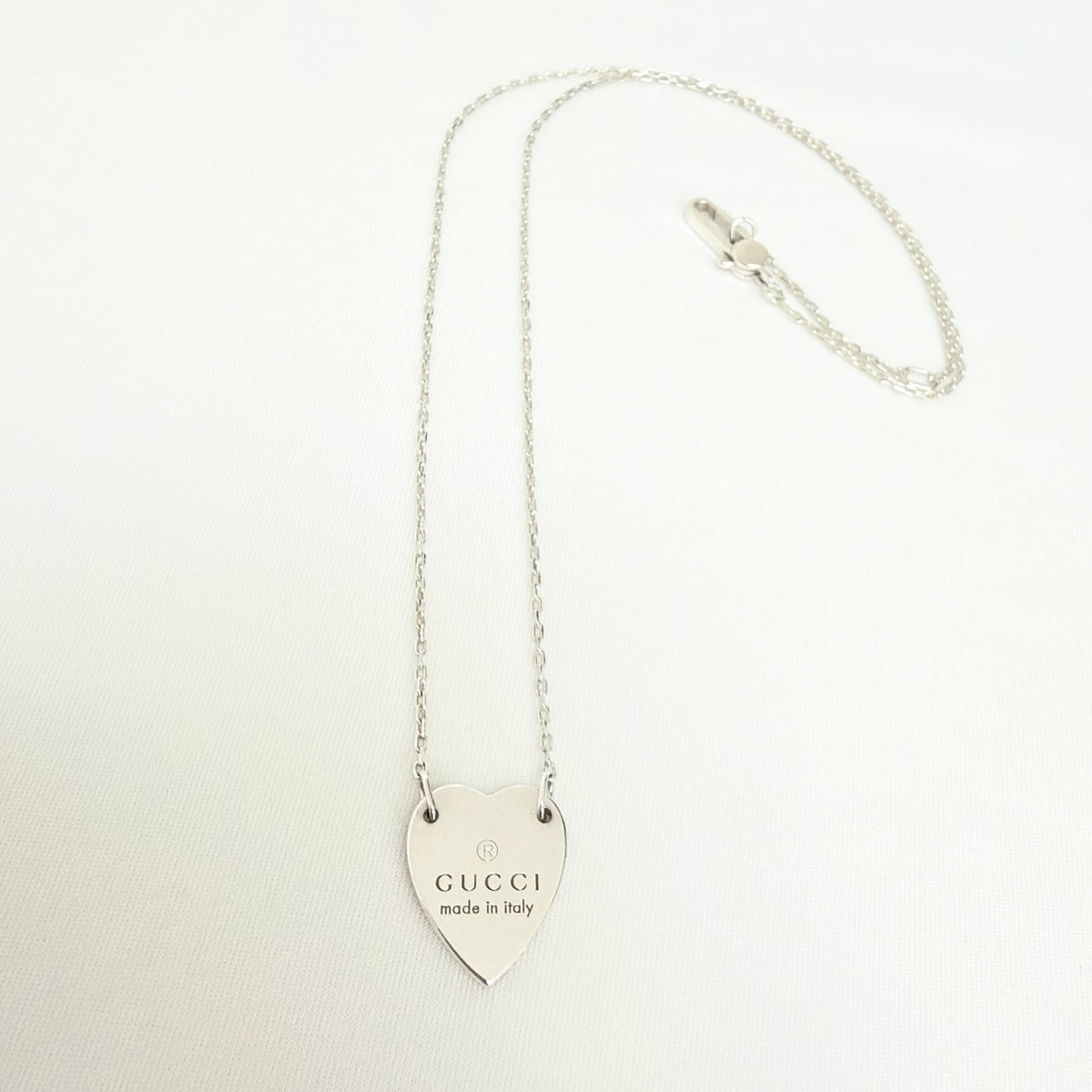 Gucci Heart Trademark Pendant Sterling Silver 925 Women’s Necklace 48cm With Packaging