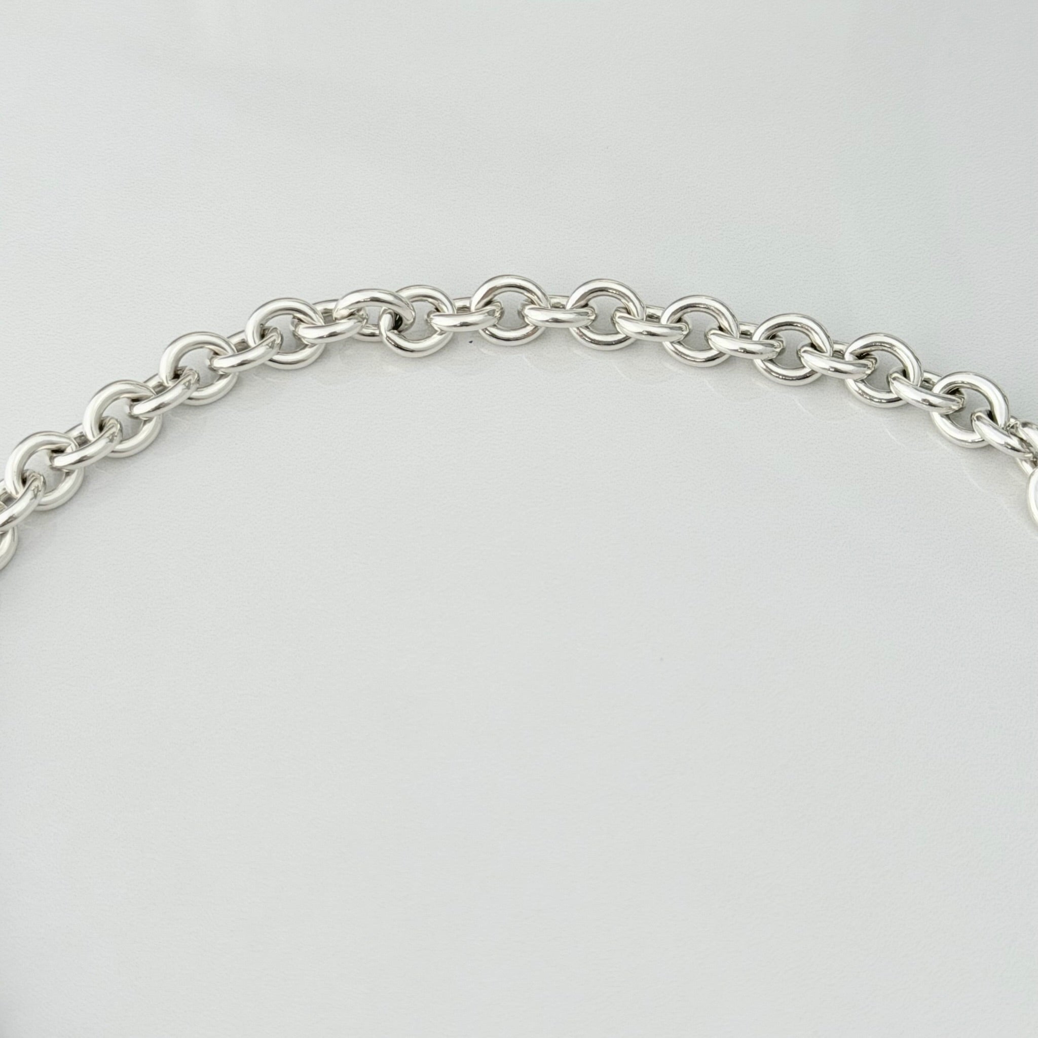 Authentic Tiffany & Co. Sterling Silver 925 Oval Pendant Choker Necklace With Packaging 15 inches