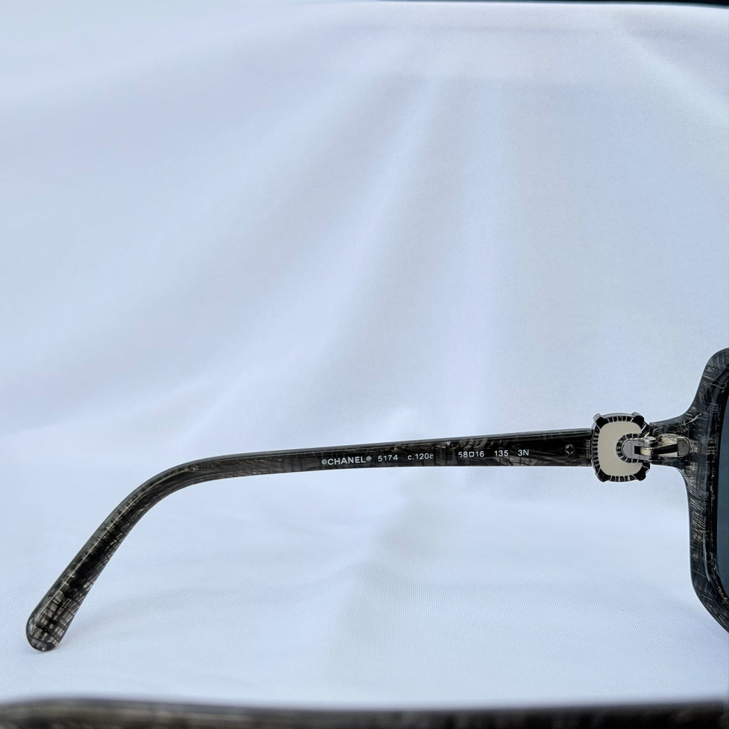 CHANEL Black/Grey Frame Gradient Tint Oversize CC Sunglasses-5174 With case
