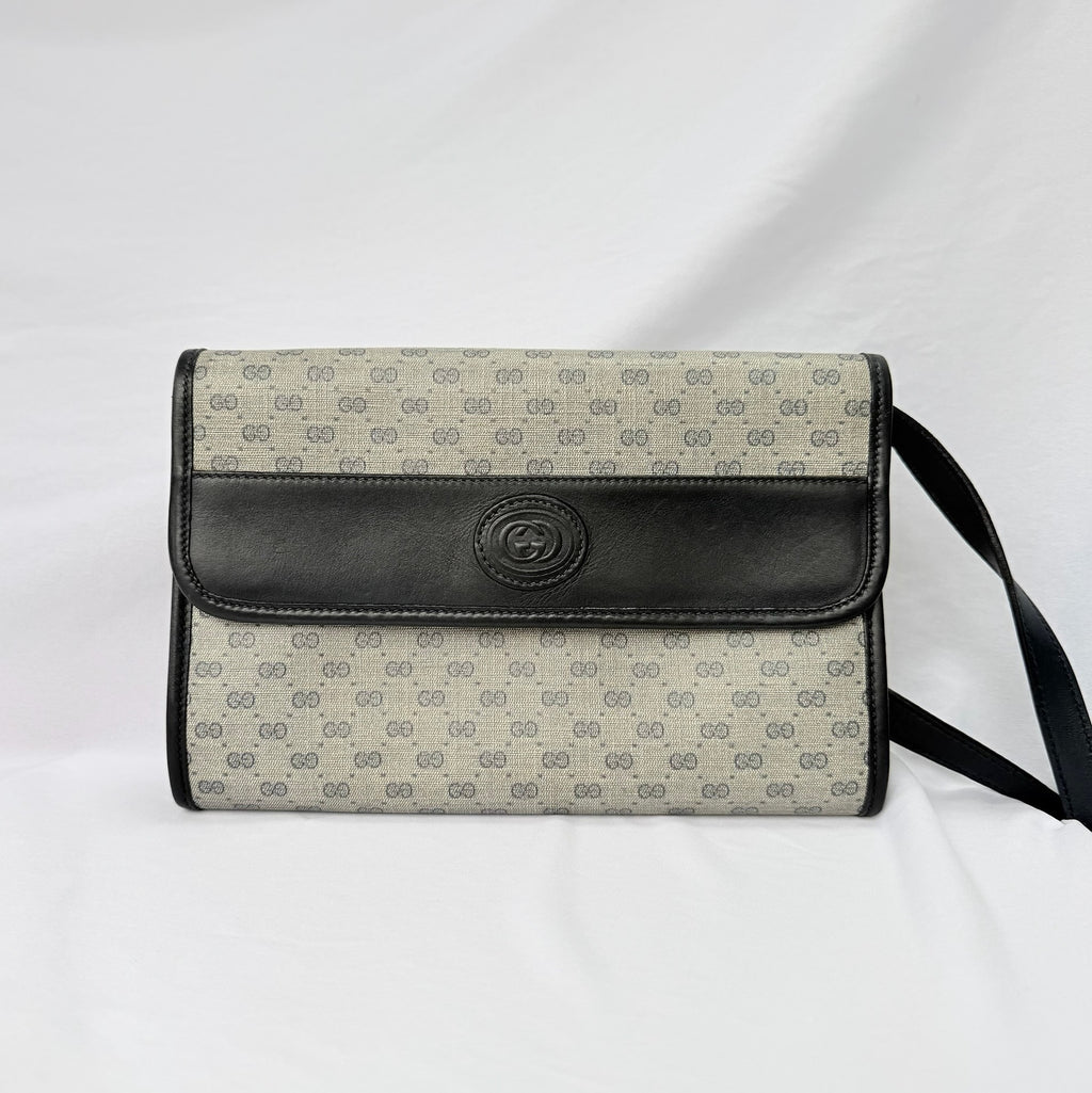 Gucci Authentic Vintage Navy Beige Gold Leather Micro GG Supreme Women’s Crossbody Bag