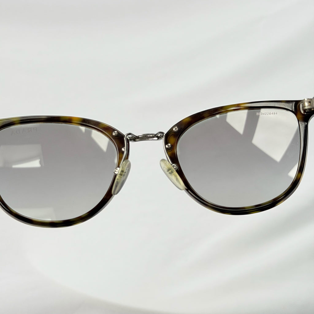 Authentic Prada Brown Tortoiseshell Oval Round Cat Eye Women Sunglasses With Case