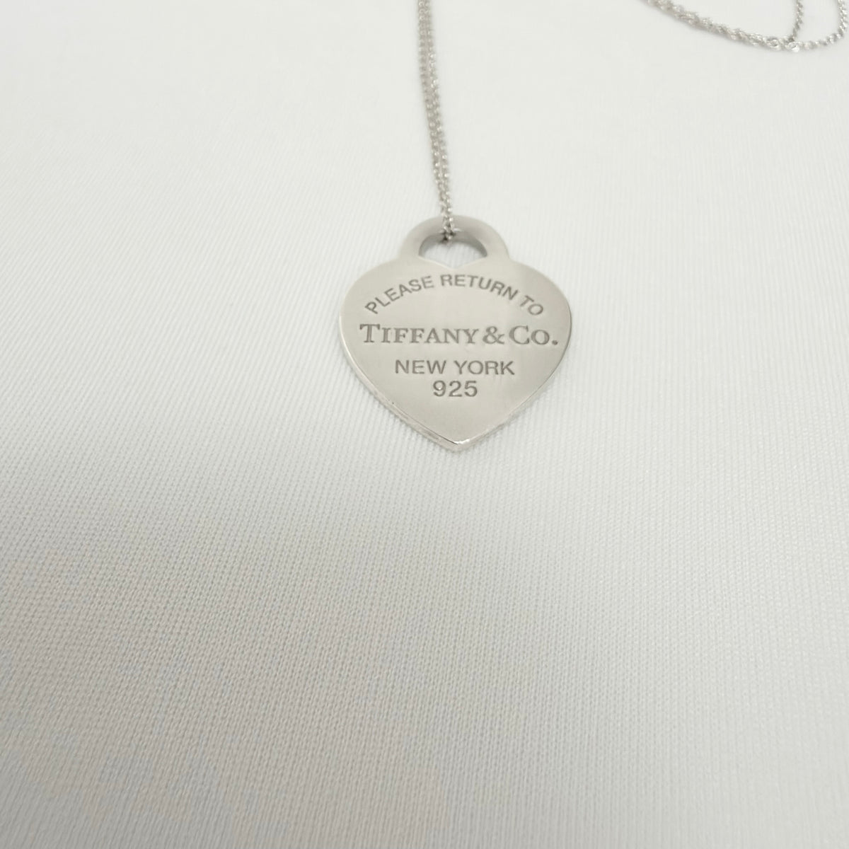 Tiffany&Co. Return to Tiffany Medium Heart Women's Necklace Silver 925 Sterling 19 inches With Pouch