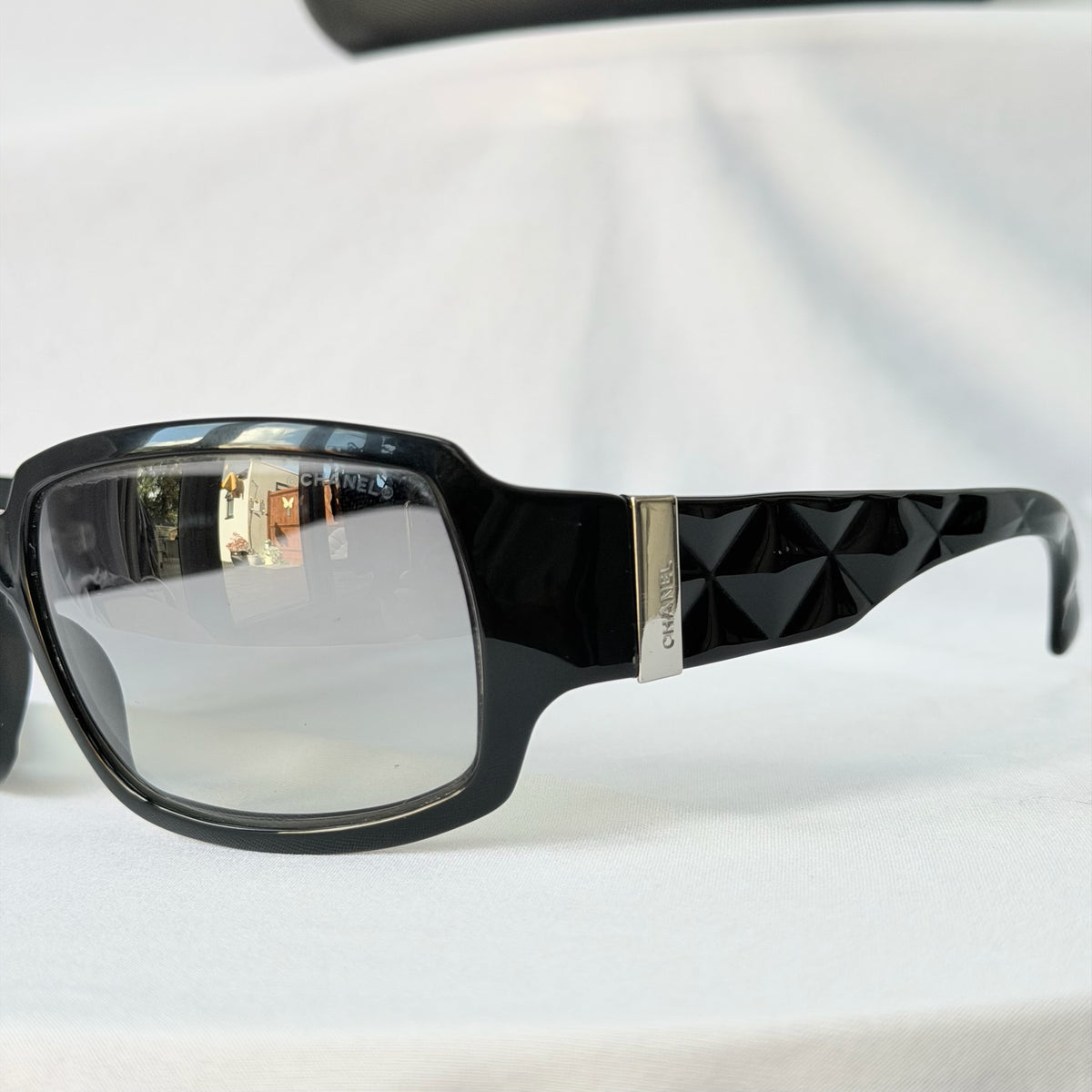 CHANEL Vintage Black Butterfly Quilted Temples Sunglasses 5061 With Case