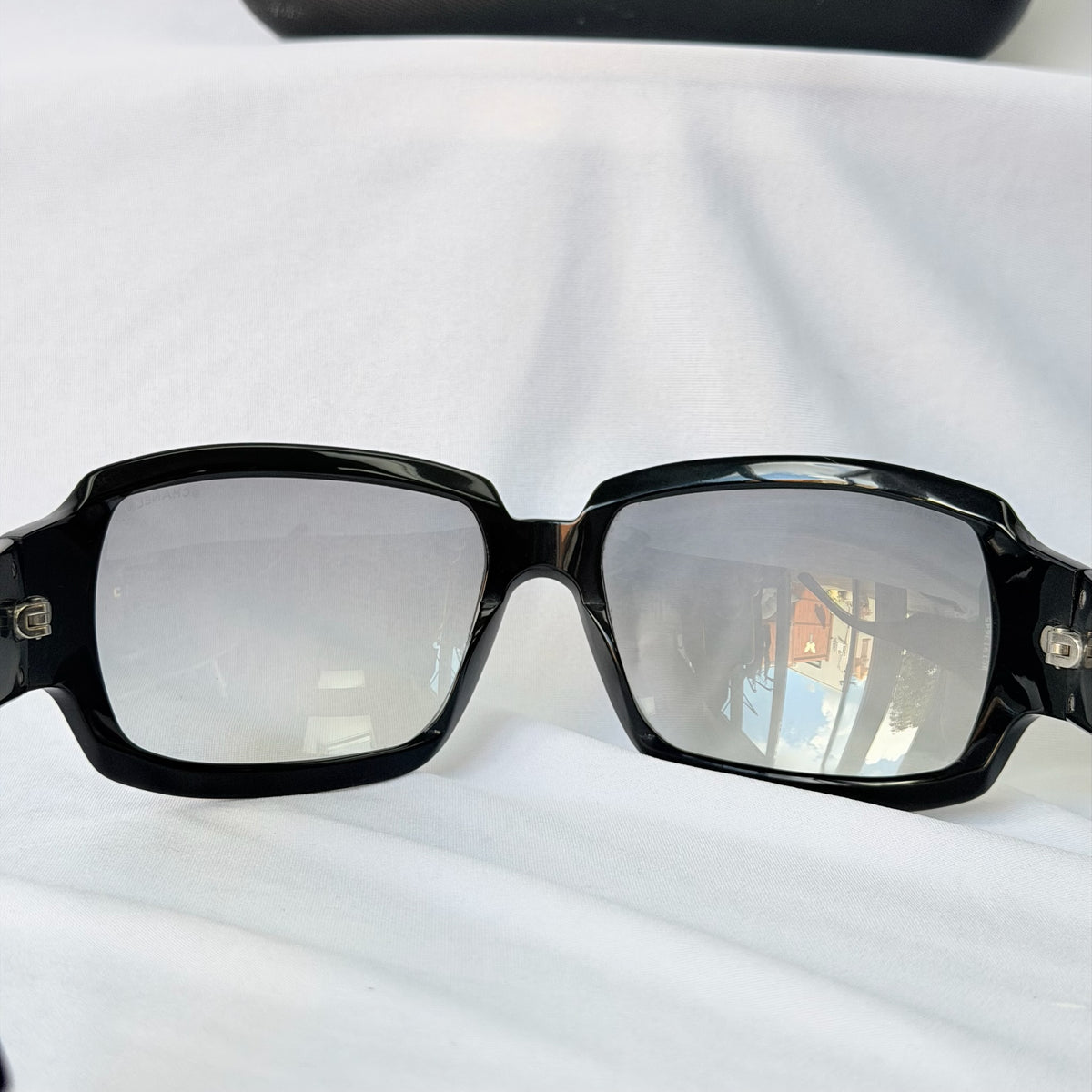 CHANEL Vintage Black Butterfly Quilted Temples Sunglasses 5061 With Case