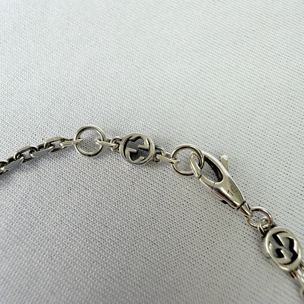 Gucci Red Heart Interlocking GG Bracelet Sterling Silver 925 16cm With packaging
